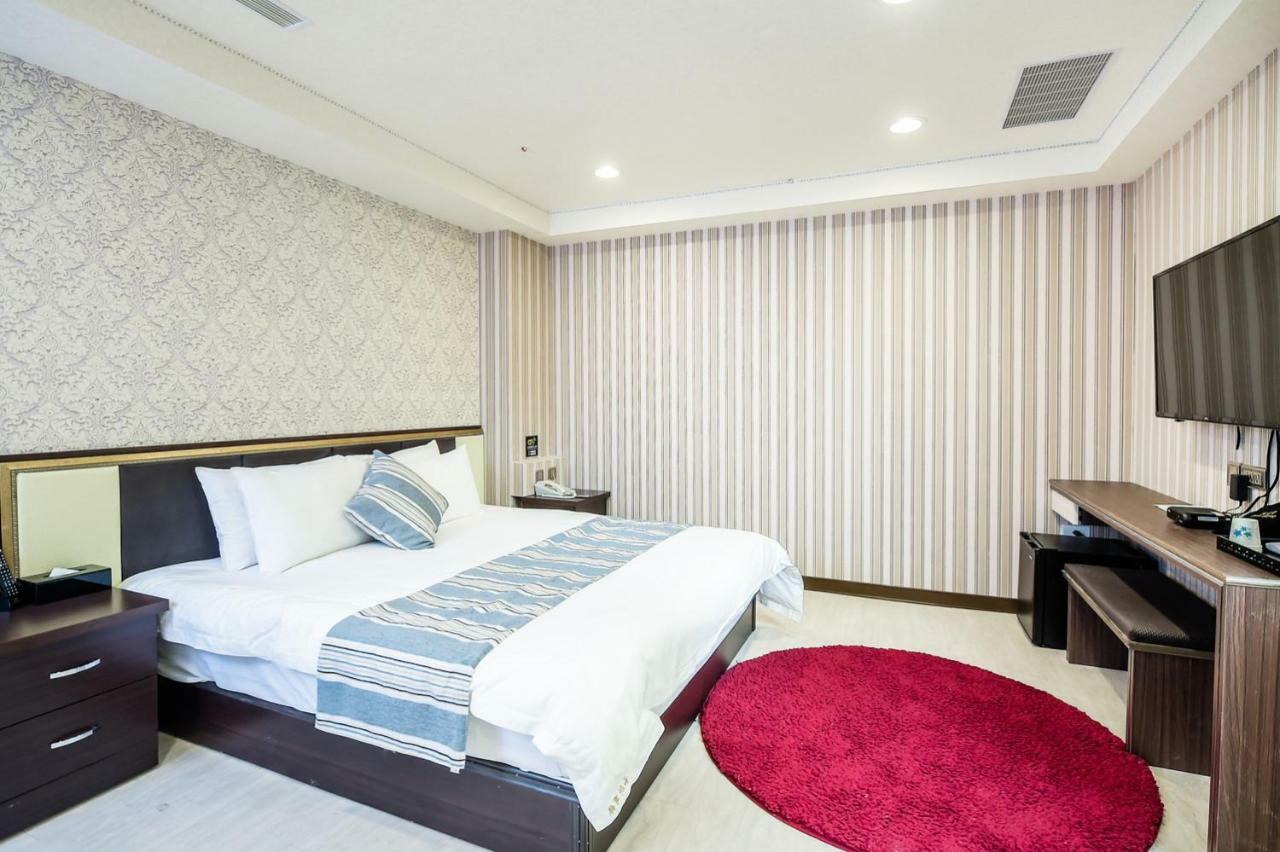 Hosin Hotel Tchaj-čung Exteriér fotografie