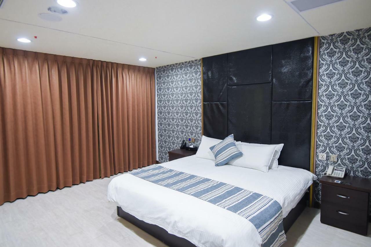 Hosin Hotel Tchaj-čung Exteriér fotografie